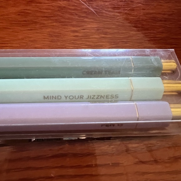 Awkward Essentials Naughty Sayings Pen Set - Picture 3 of 3